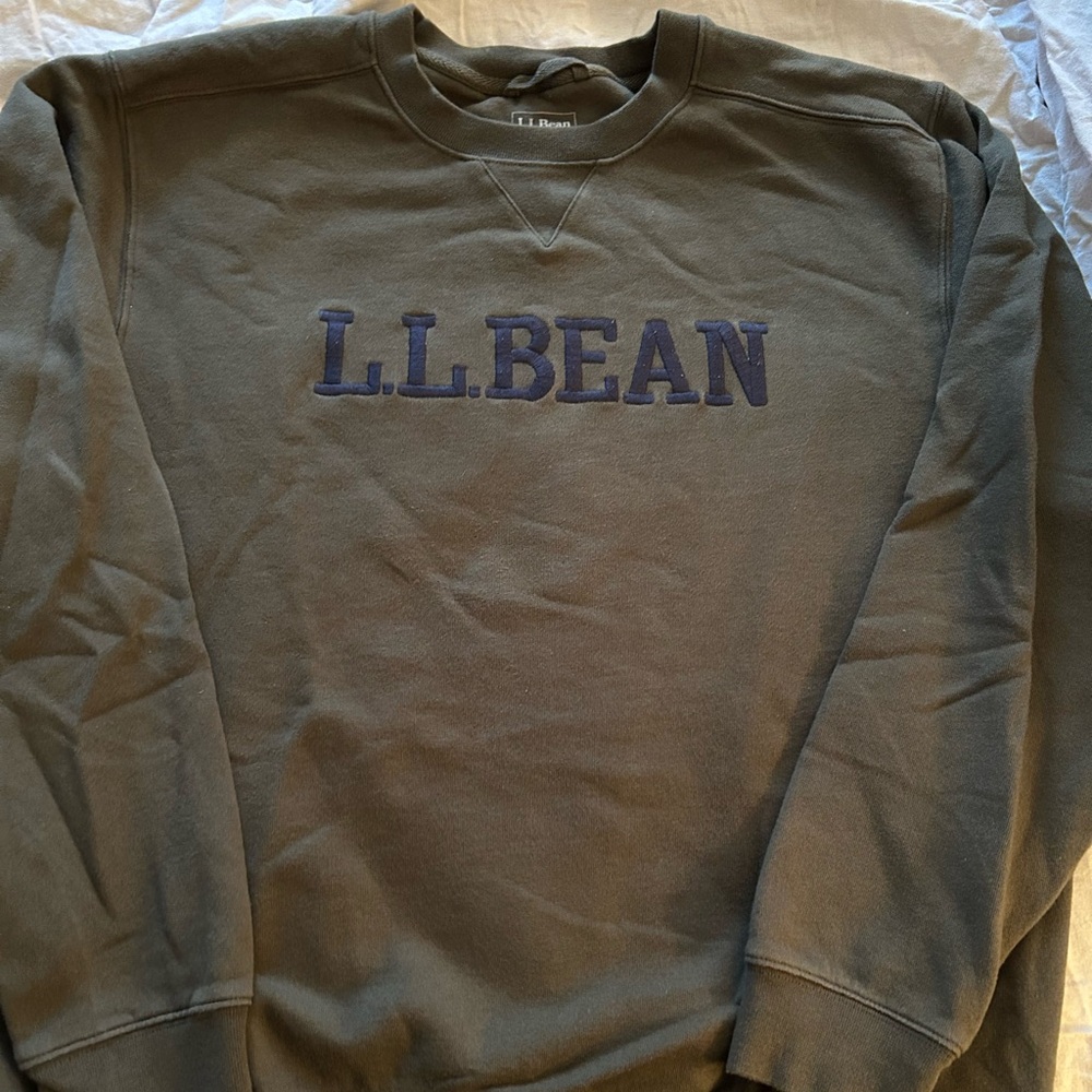 Vintage LL Bean Logo Sweatshirt Embroidered Logo Olive Size L Reg
